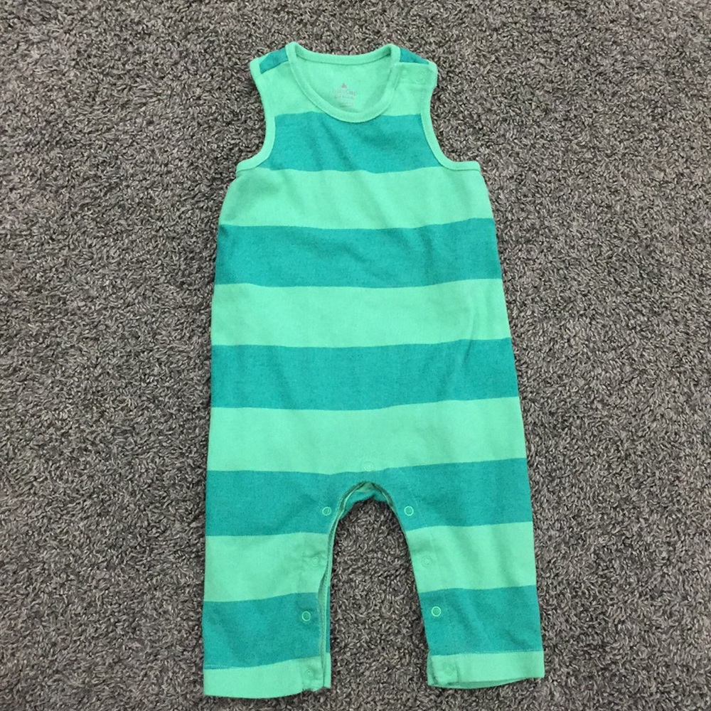 Baby gap romper 3-6 months